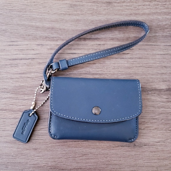 Coach Accessories - Coach Cardholder